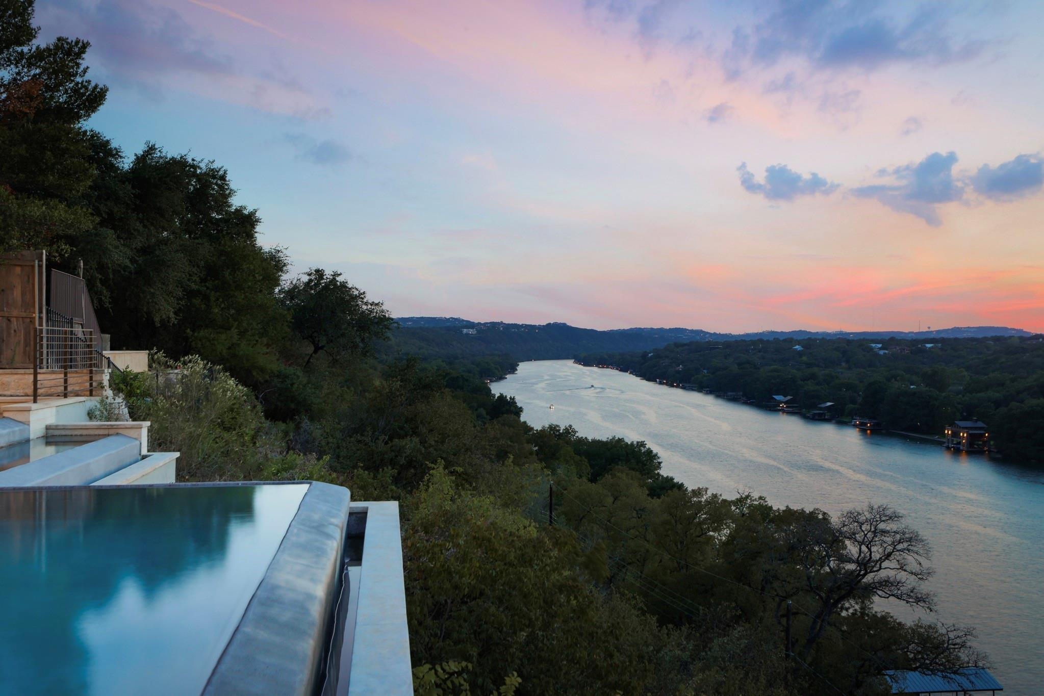 4402 Aqua Verde Drive Austin TX 78746