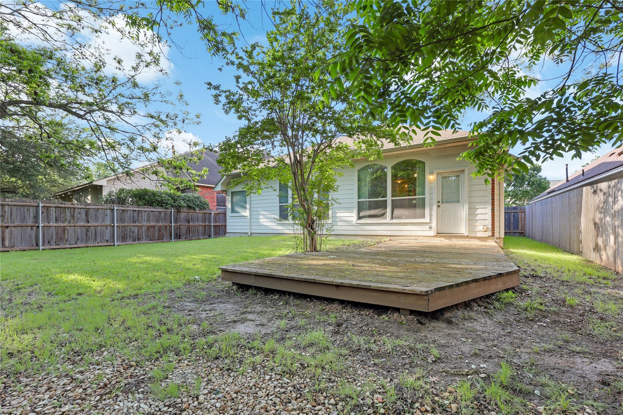 6815 Poncha Pass Austin TX 78749