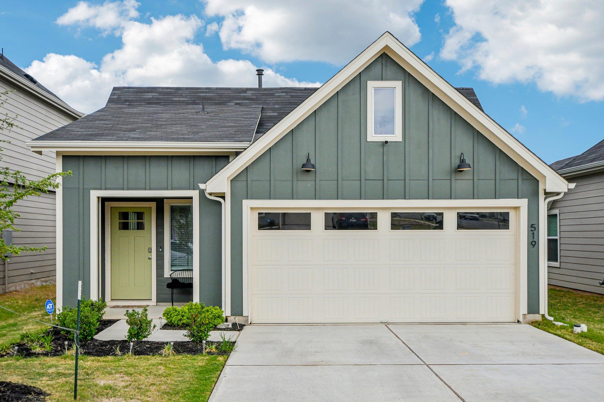 519 Sandringham Loop Kyle TX 78640