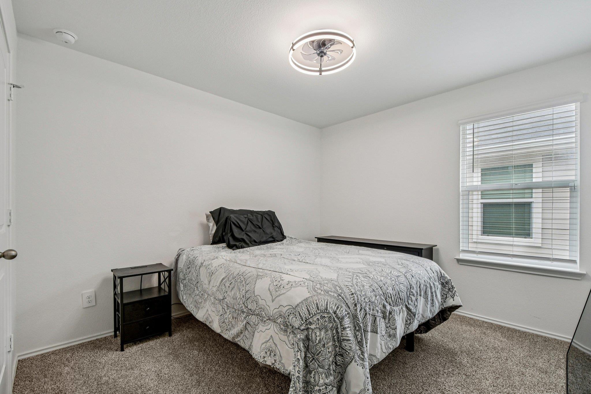 519 Sandringham Loop Kyle TX 78640