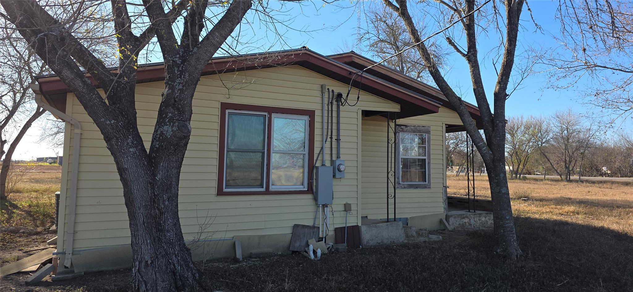 9270 San Marcos Highway Fentress TX 78622