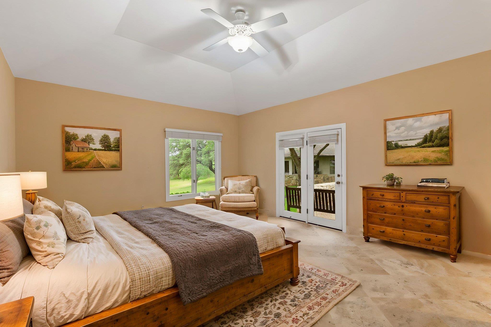 1927 Clubhouse Hill Drive Spicewood TX 78669