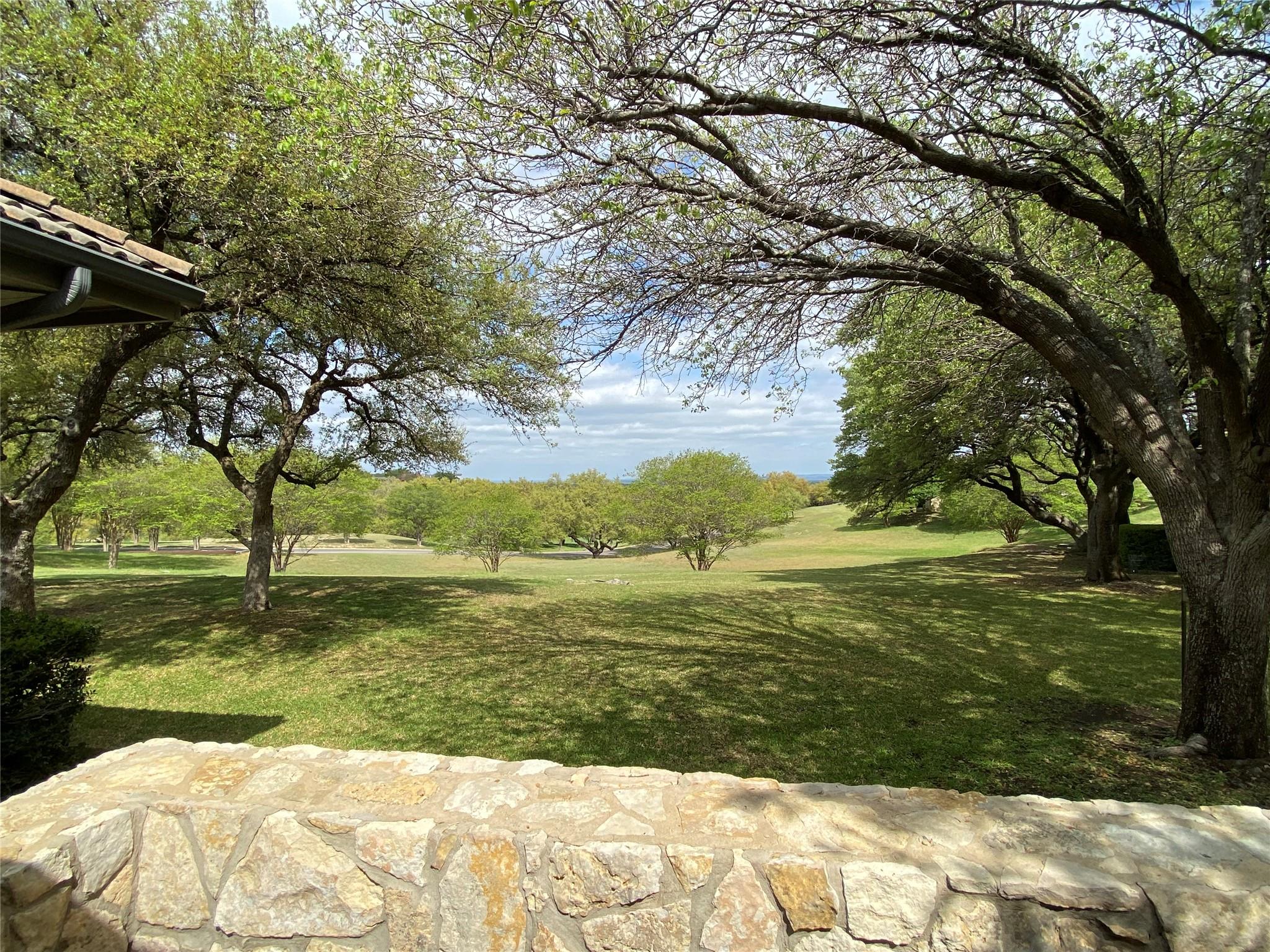1927 Clubhouse Hill Drive Spicewood TX 78669