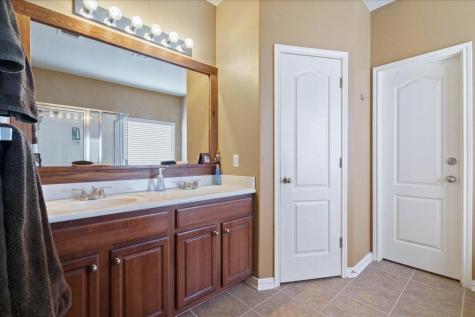 324 Bloomsbury Drive Kyle TX 78640
