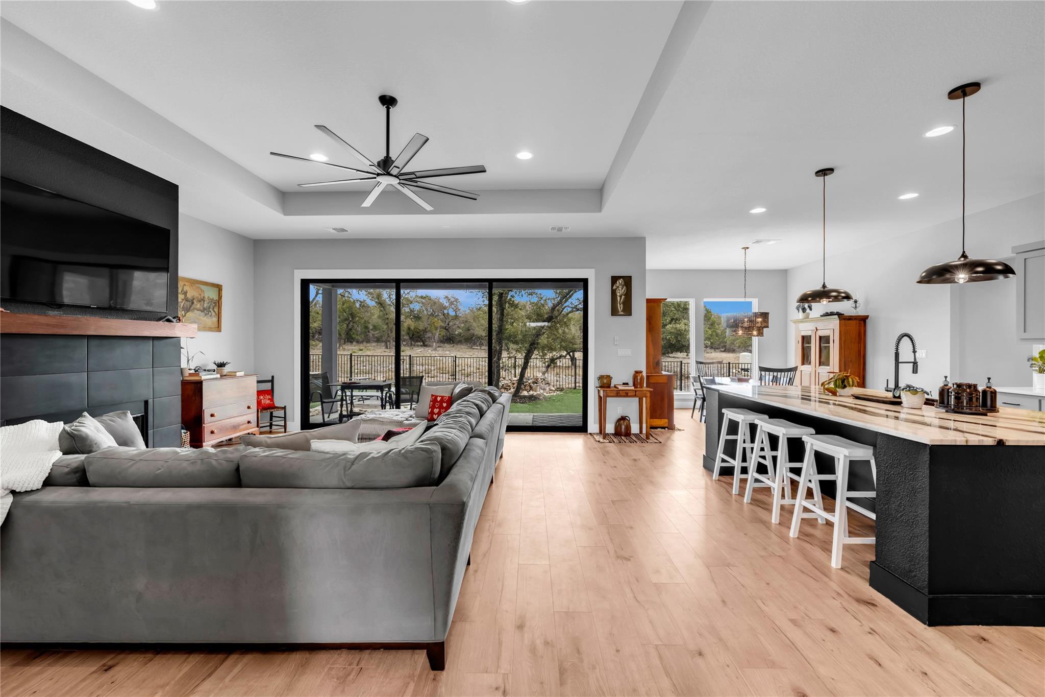 123 Wandering Oak Circle Burnet TX 78611