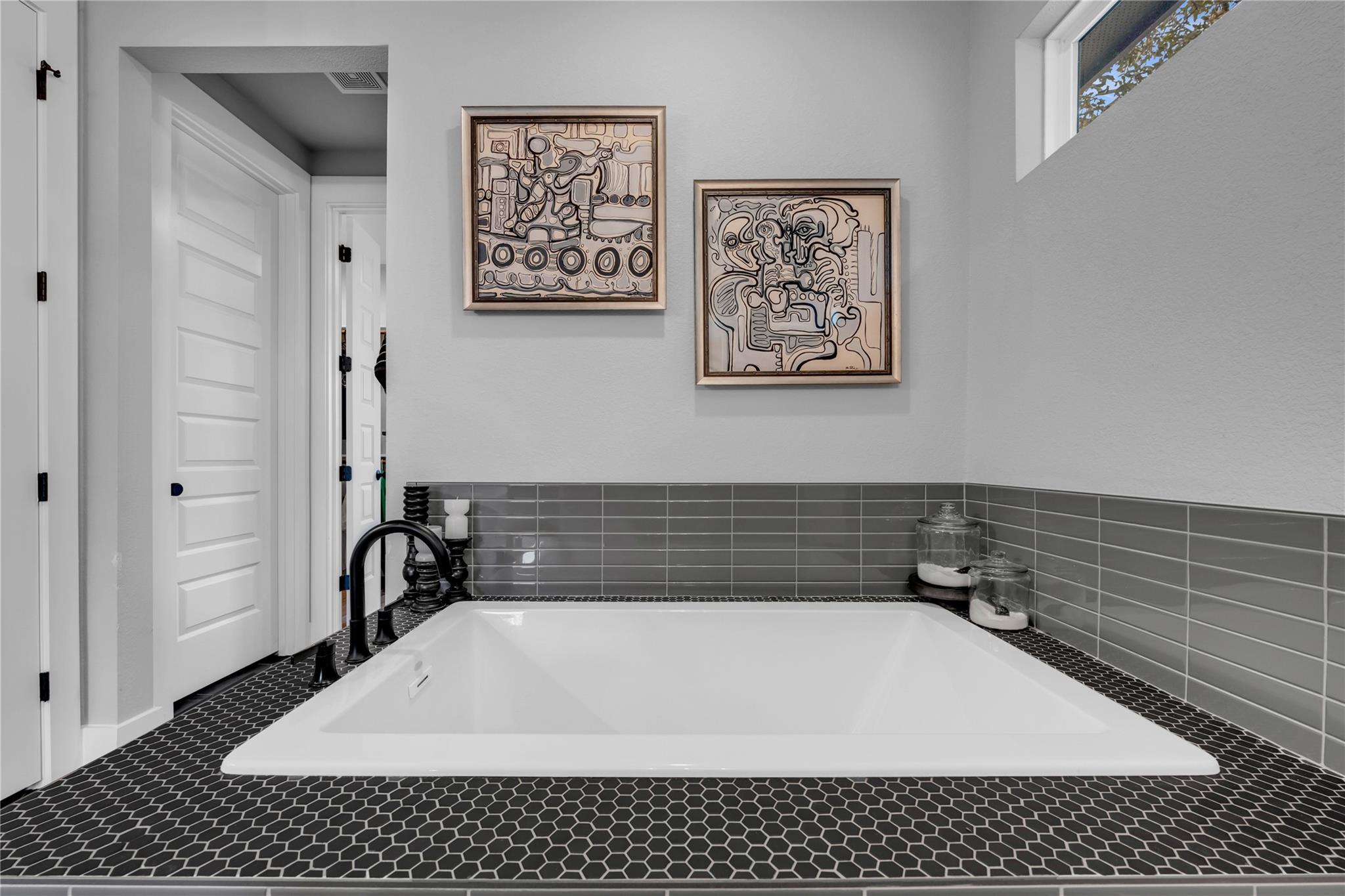 123 Wandering Oak Circle Burnet TX 78611