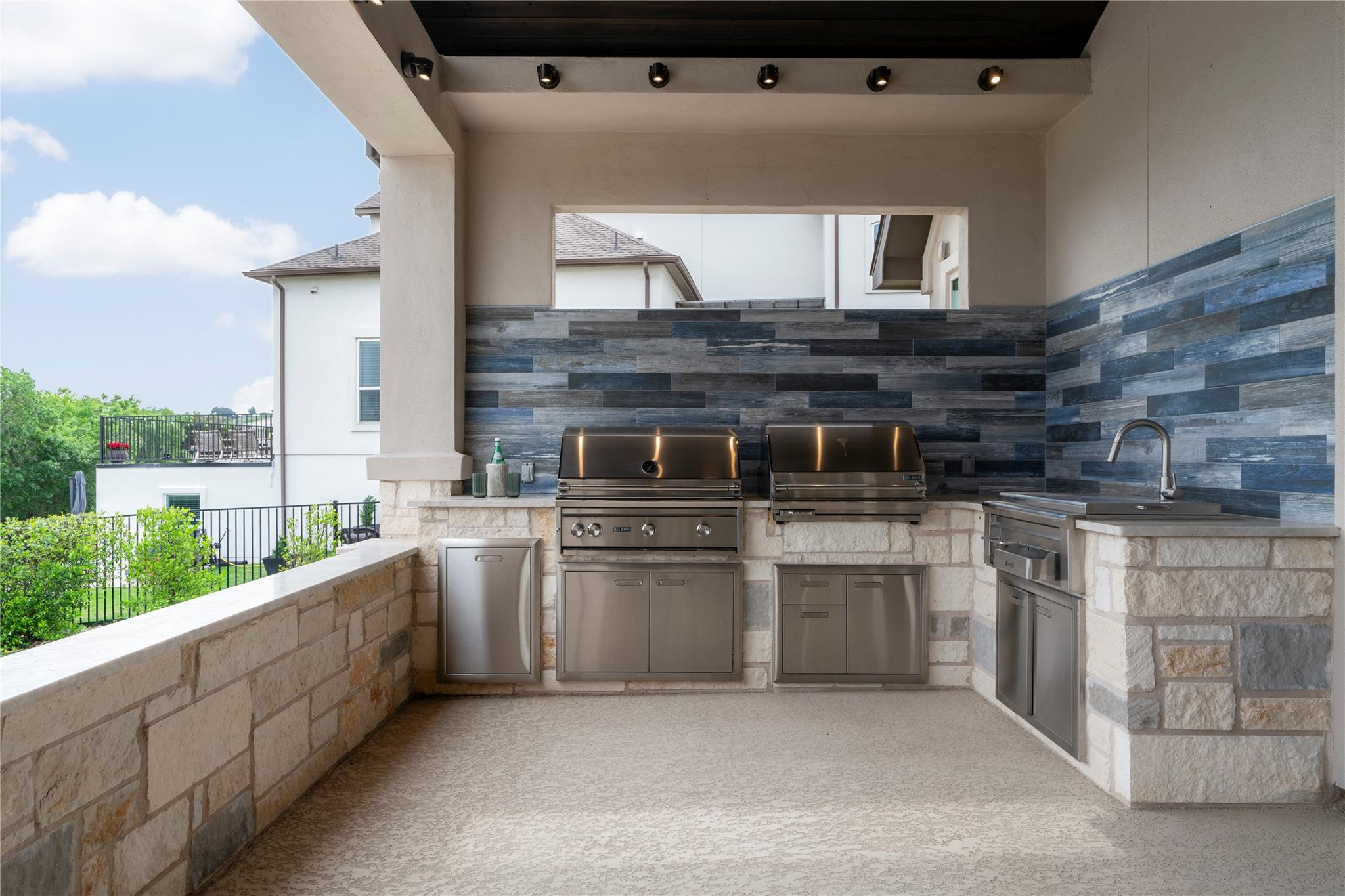 2033 Portobello Road Leander TX 78641