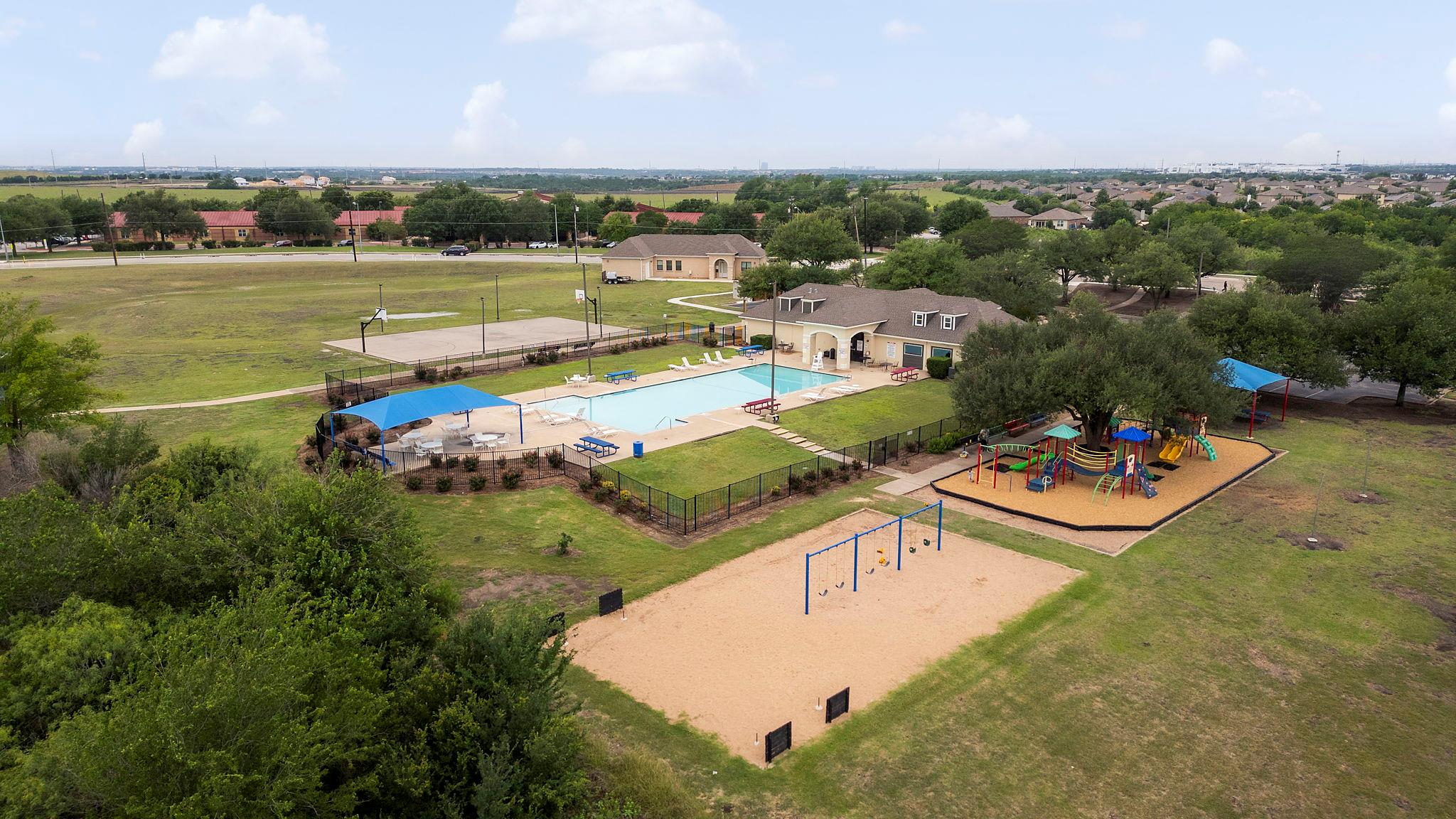 5816 Maciver Drive Austin TX 78754