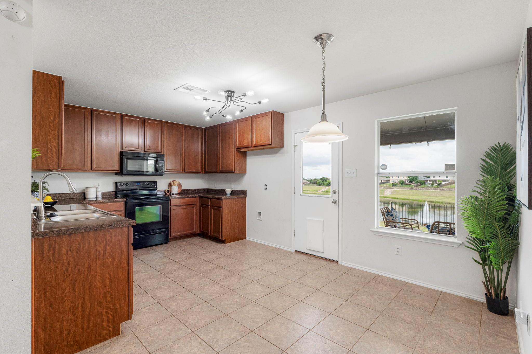 5816 Maciver Drive Austin TX 78754