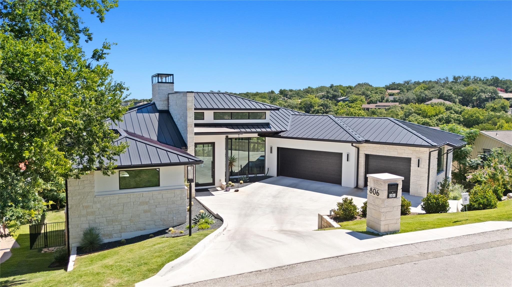 806 Sunfish Street Lakeway TX 78734