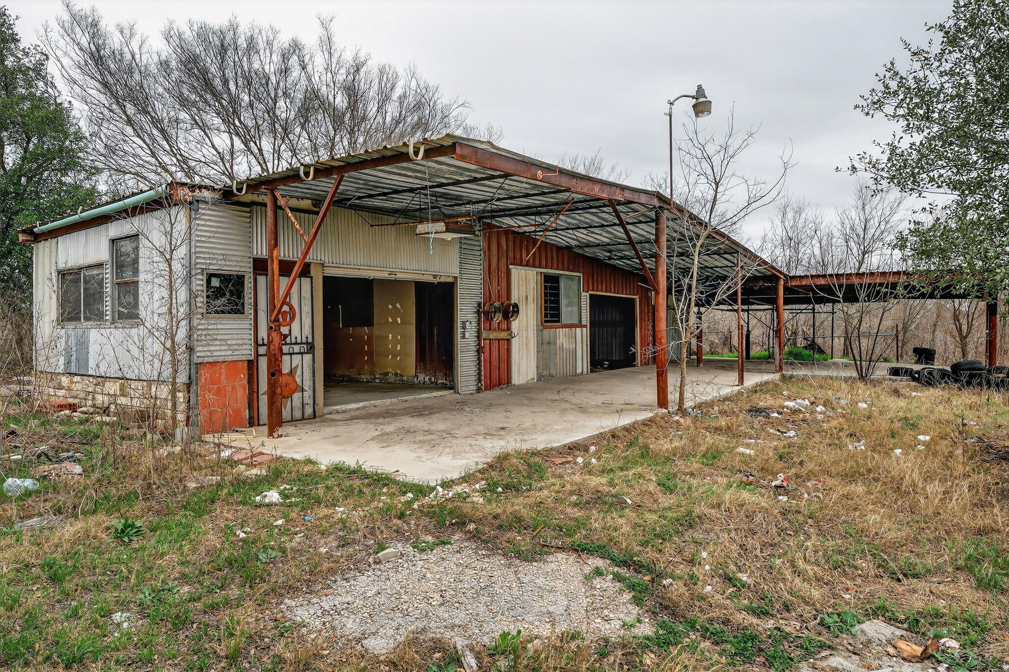 11223 Tom Sassman Road Austin TX 78747