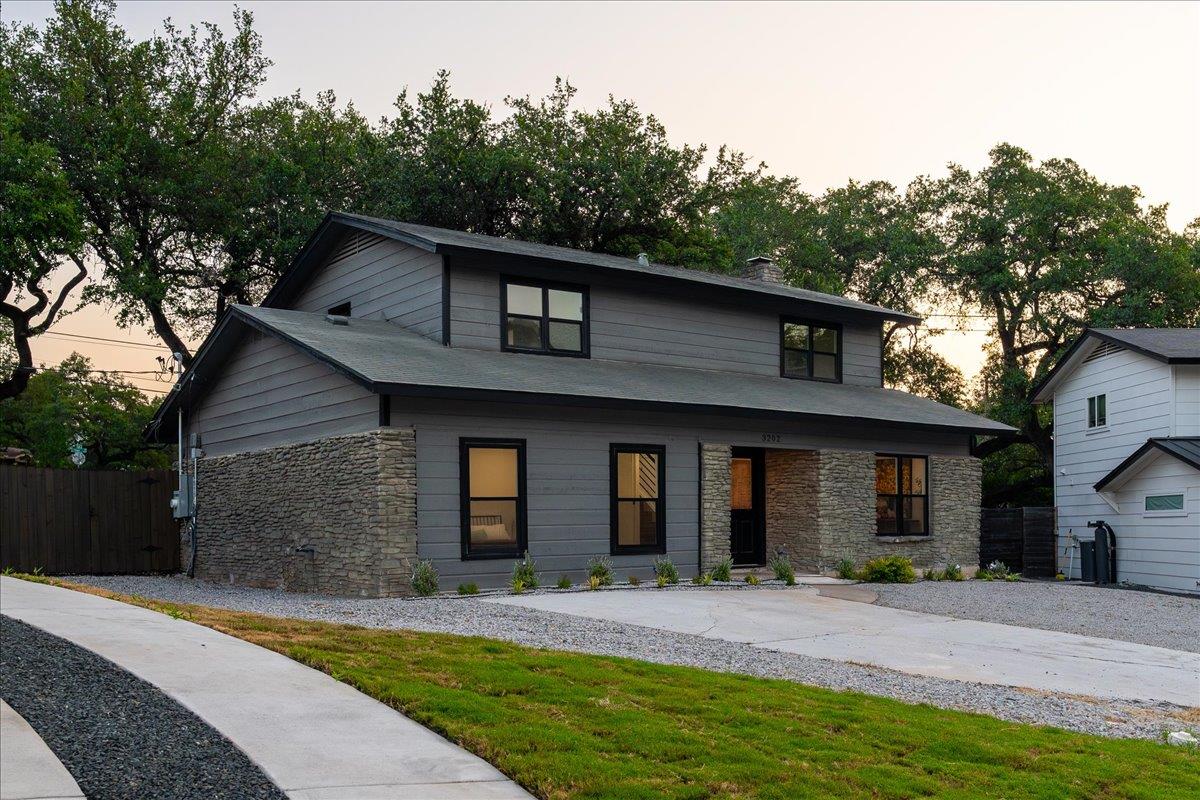 3202 Overcup Oak Drive Austin TX 78704