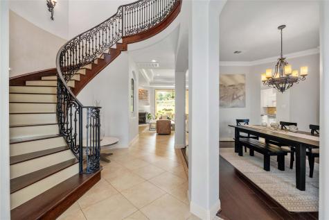 107 Bella Strada Cove Lakeway TX 78734