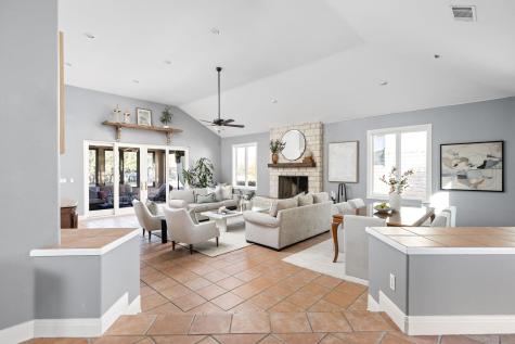 2433 Founders Circle Spicewood TX 78669