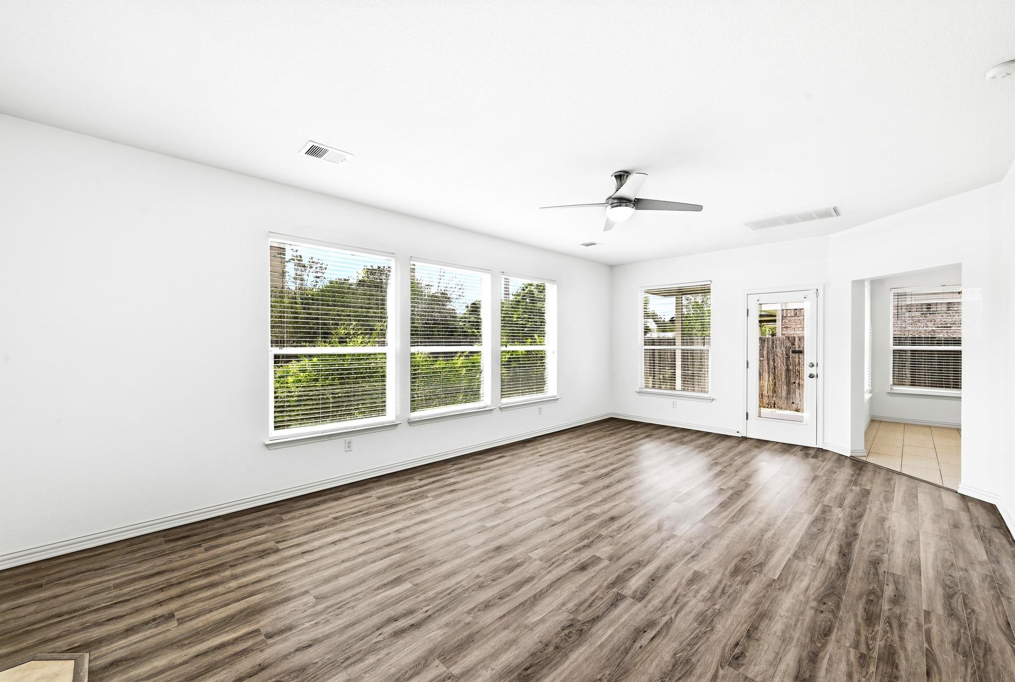 14433 Ballycastle Trail Austin TX 78717