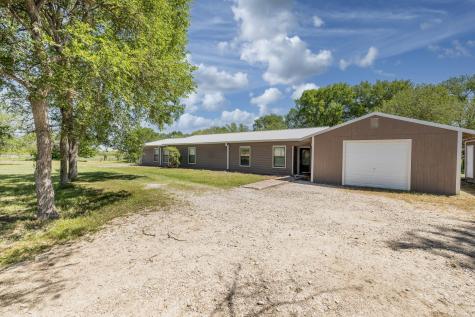 1229 State 304 Highway Gonzales TX 78629