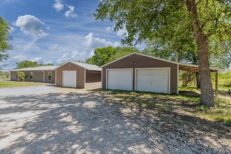 1229 State 304 Highway Gonzales TX 78629