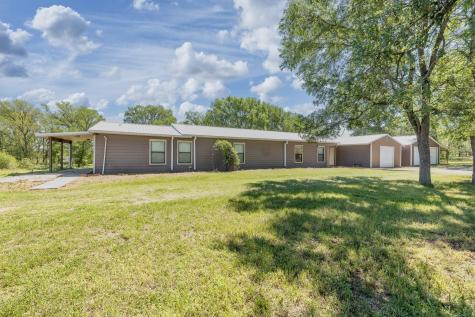 1229 State 304 Highway Gonzales TX 78629