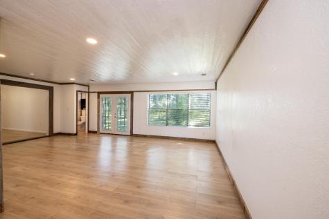 1229 State 304 Highway Gonzales TX 78629