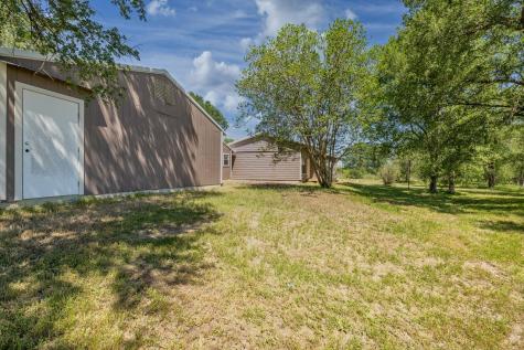 1229 State 304 Highway Gonzales TX 78629