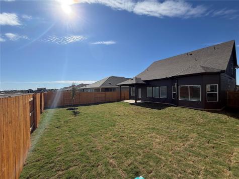 113 Holmby Drive Hutto TX 78634