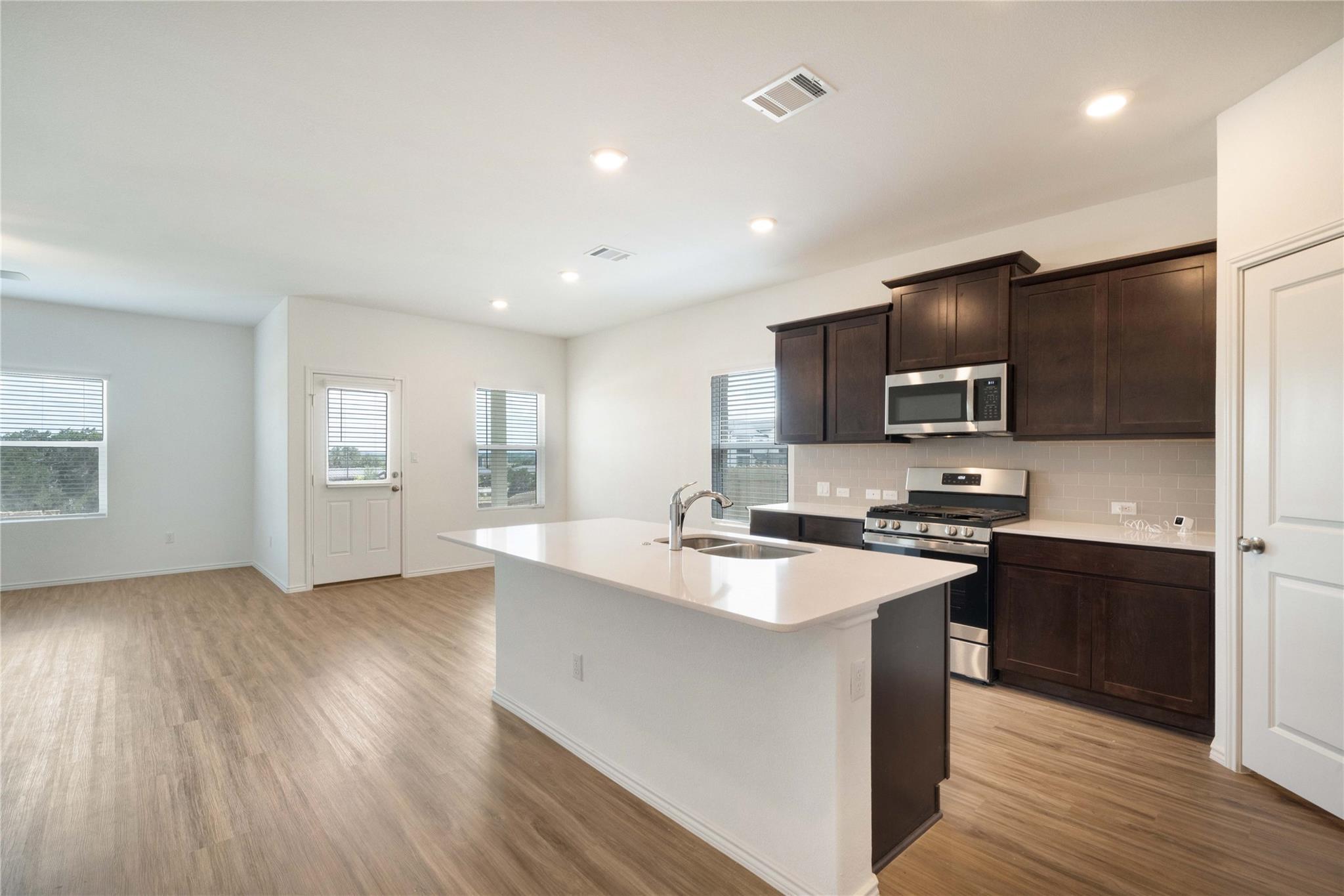 932 Mallow Road Leander TX 78641