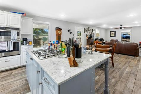 1498 County Road 313 Lexington TX 78947