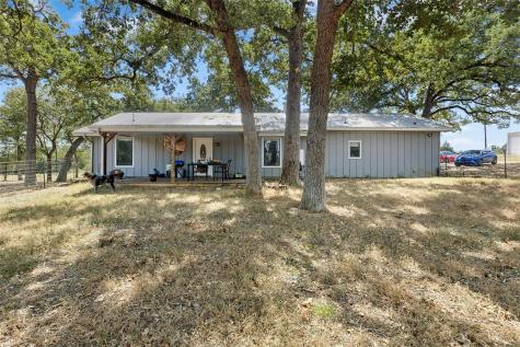1498 County Road 313 Lexington TX 78947