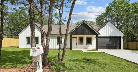 210 Flint Ridge Street Bastrop TX 78602