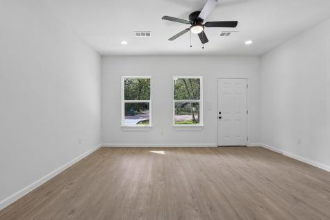210 Flint Ridge Street Bastrop TX 78602