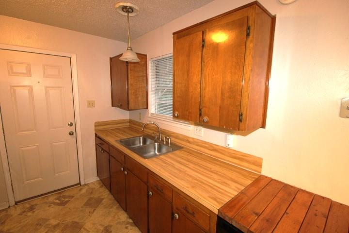 2002 Josie Circle Copperas Cove TX 76522