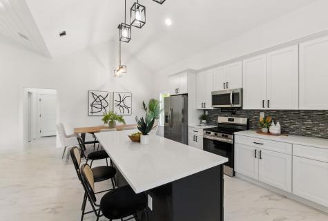 418 Bedford Drive Spicewood TX 78669