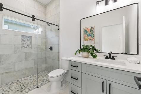418 Bedford Drive Spicewood TX 78669