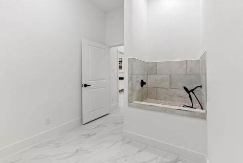 418 Bedford Drive Spicewood TX 78669