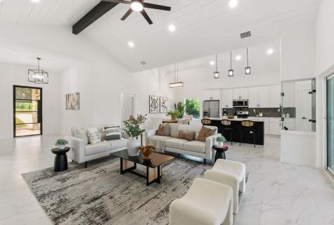418 Bedford Drive Spicewood TX 78669