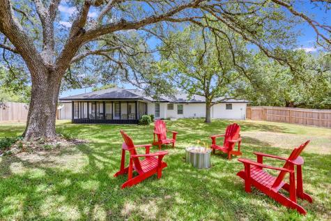 6569 Cutoff Road Round Top TX 78940