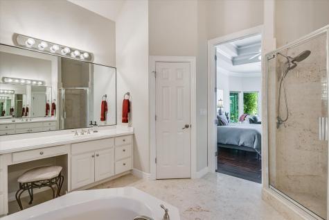 1817 Kingfisher Ridge Cove Lago Vista TX 78645