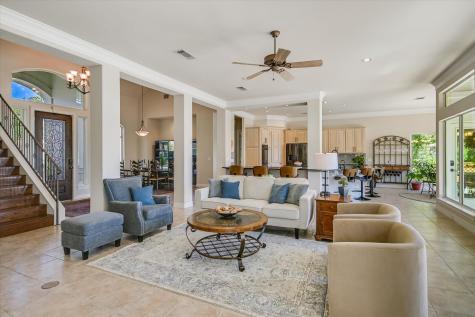 1817 Kingfisher Ridge Cove Lago Vista TX 78645