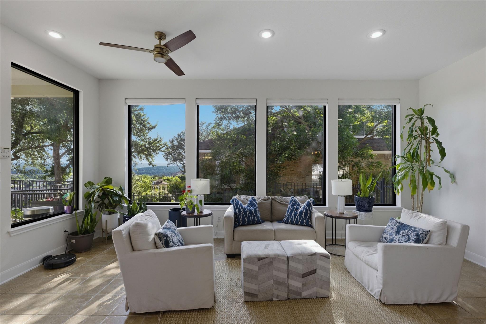 9528 Big View Drive Austin TX 78730