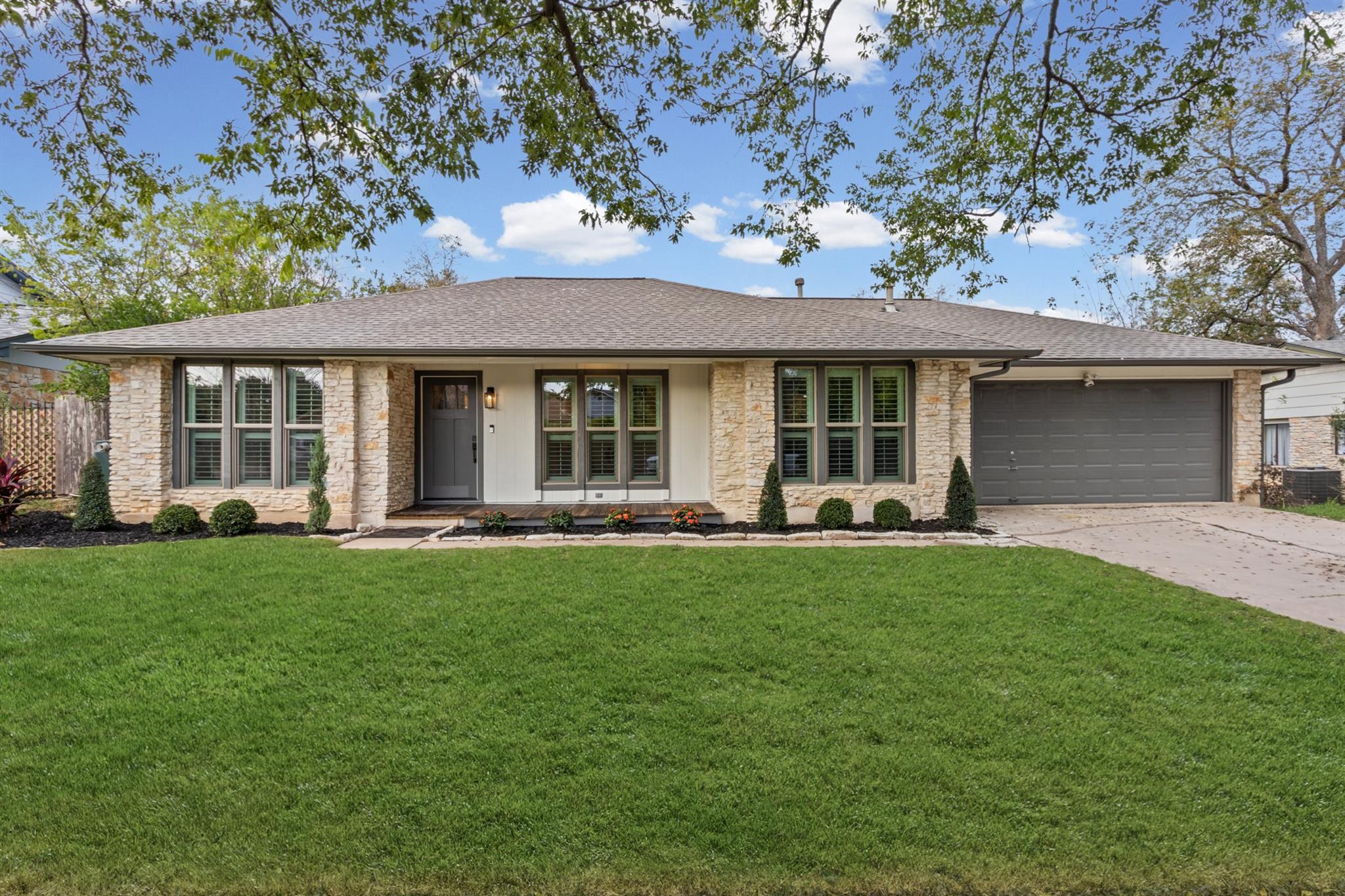 11004 Rustic Manor Lane Austin TX 78750