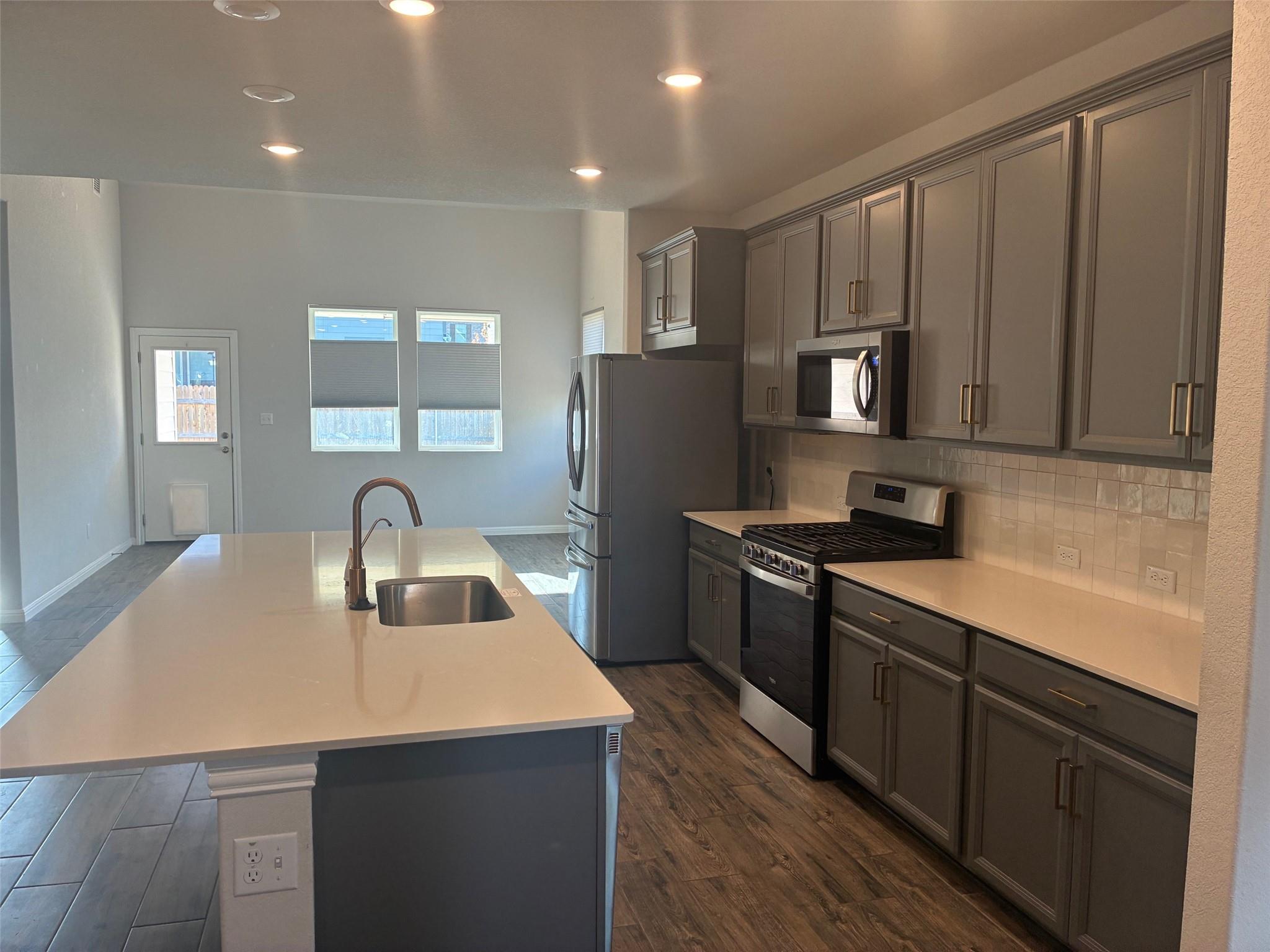 2509 Berryville Lane Leander TX 78641