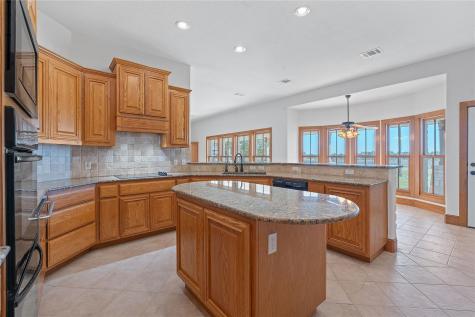 400 County Road 483 Taylor TX 76574