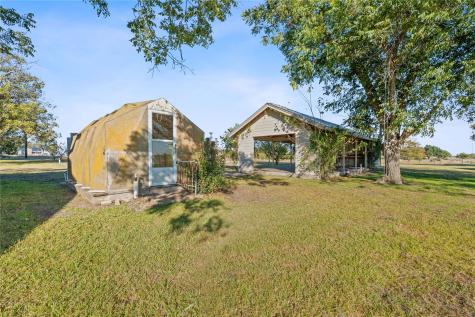 400 County Road 483 Taylor TX 76574