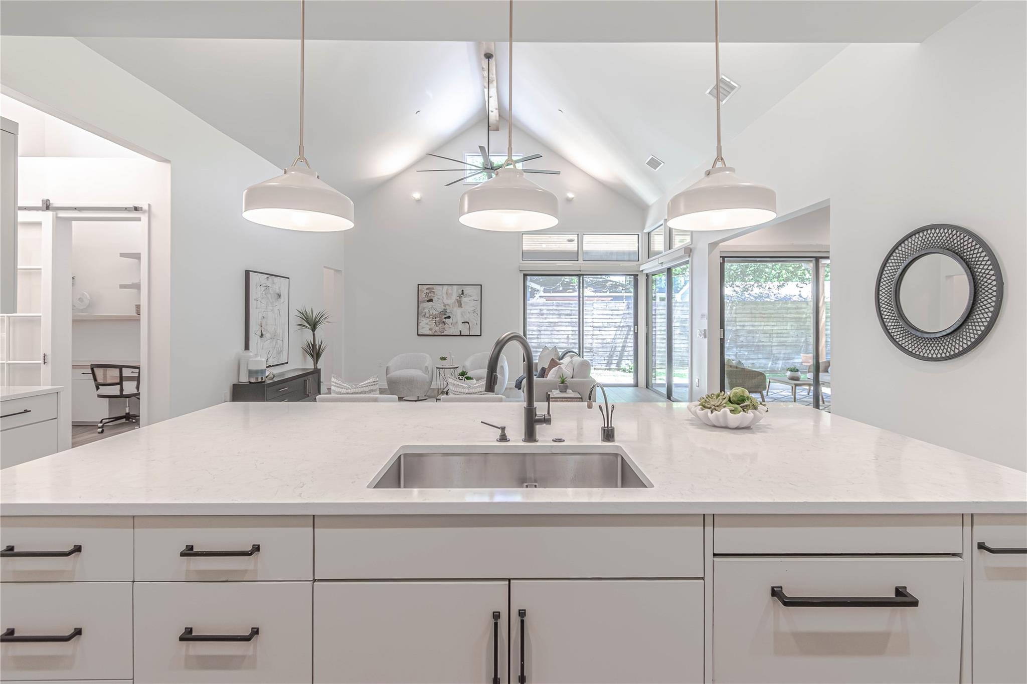 5805 Chesterfield Avenue Austin TX 78752