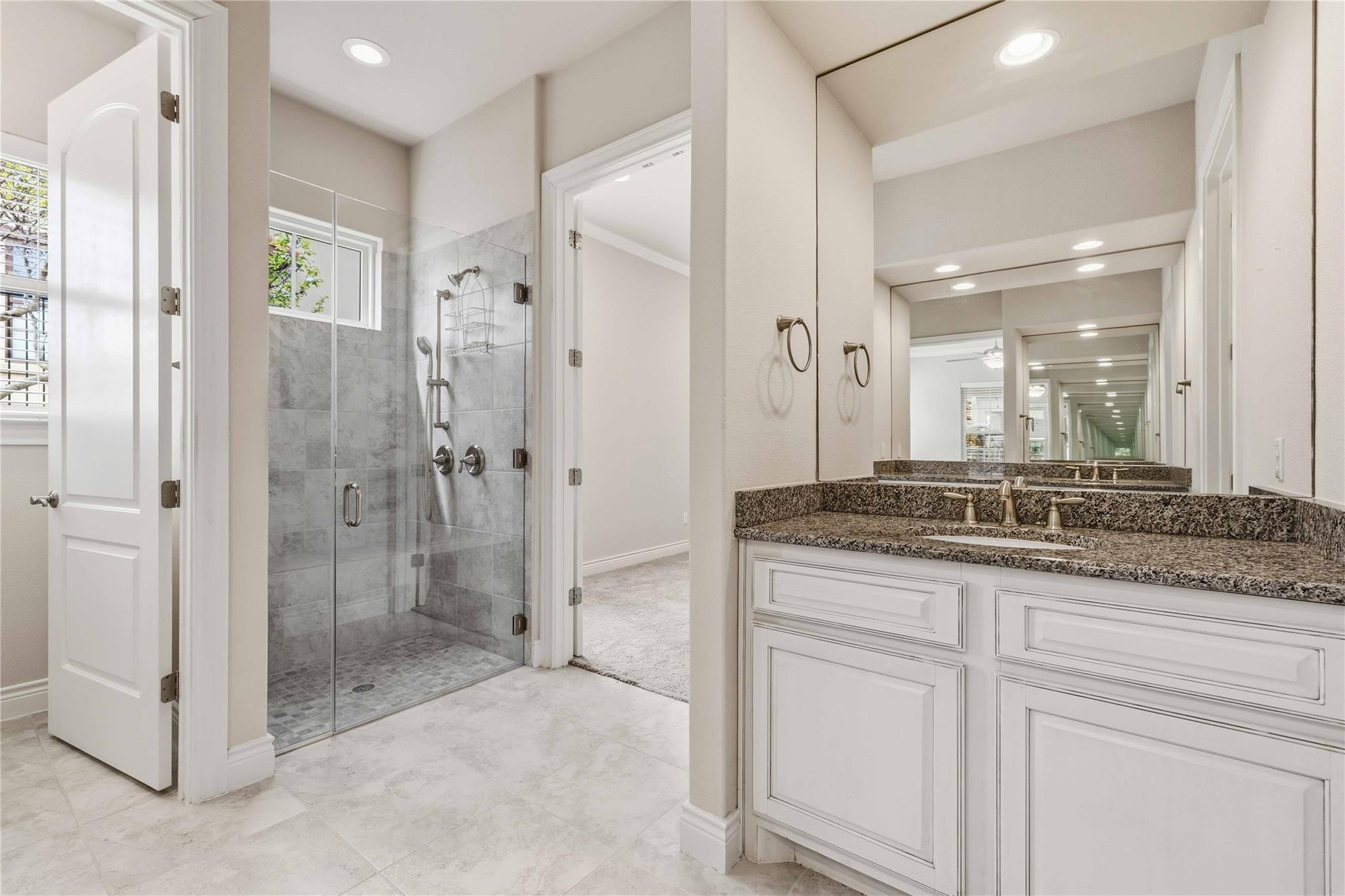 204 Delfino Circle Lakeway TX 78734