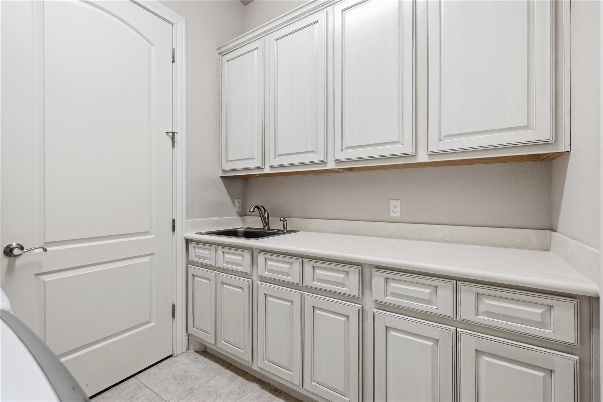 204 Delfino Circle Lakeway TX 78734