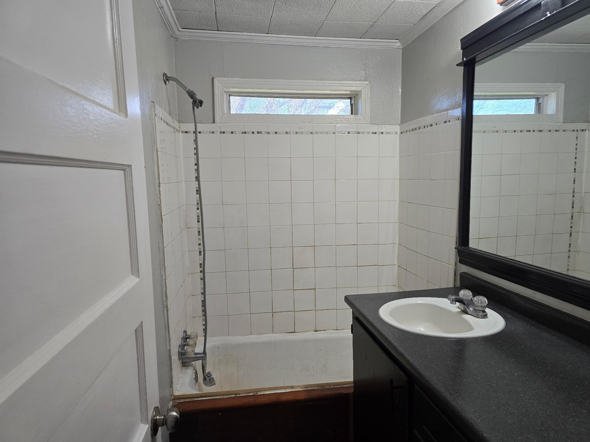 305 N 5th Street Thorndale TX 76577