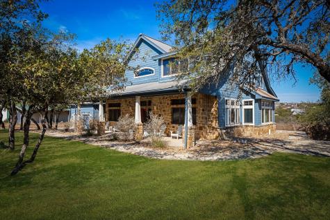 10512 Lake Park Drive Dripping Springs TX 78620