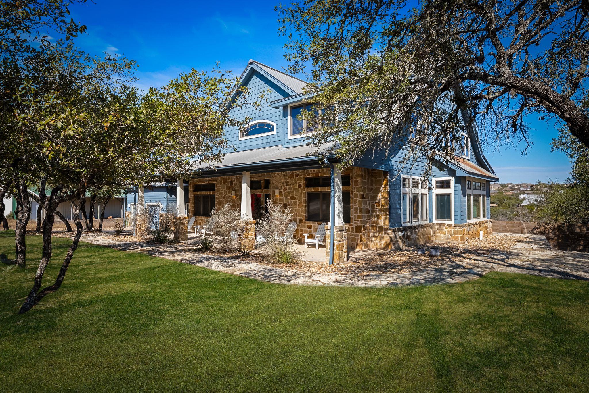 10512 Lake Park Drive Dripping Springs TX 78620