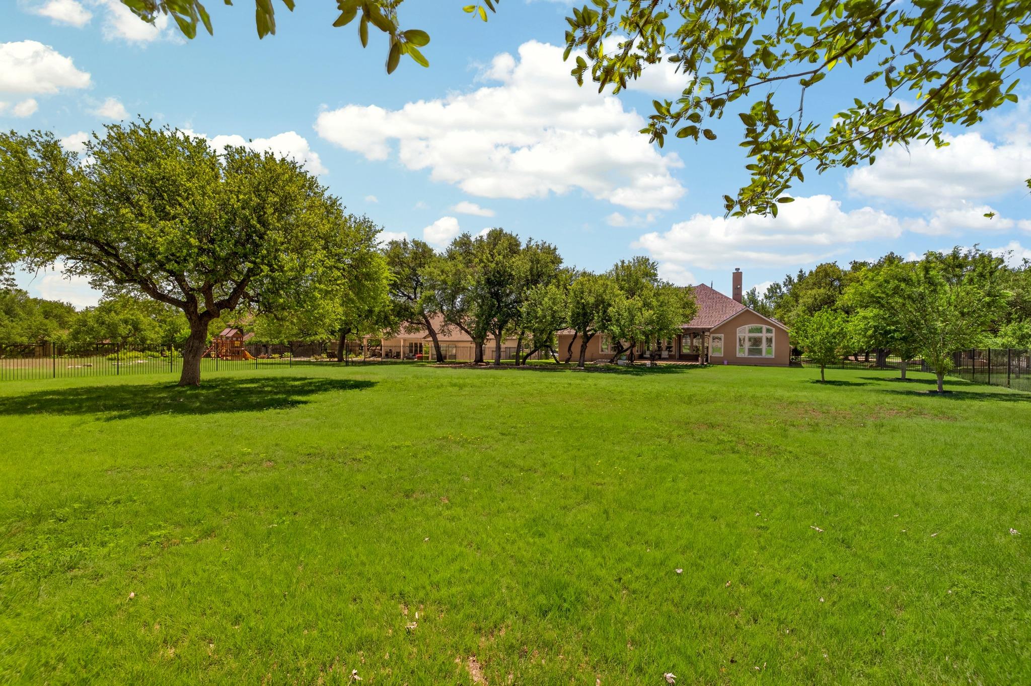 163 Estrella Crossing Georgetown TX 78628